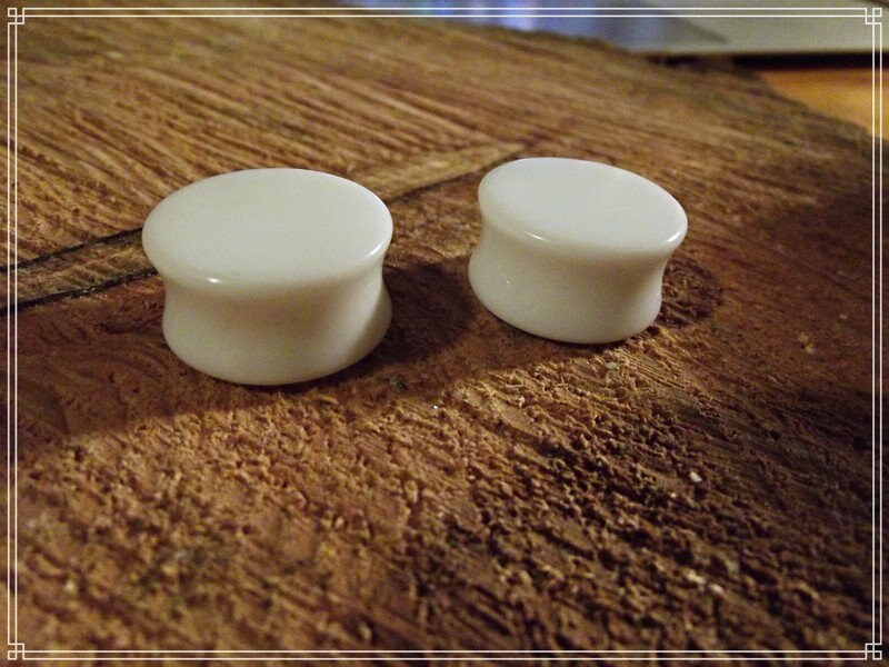 Ecarteur plein, Plug oreille acrylique blanc à l'unité