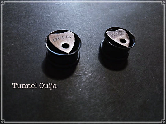 Ecarteur tunnel oreille OUija . la paire en acier chirurgical.