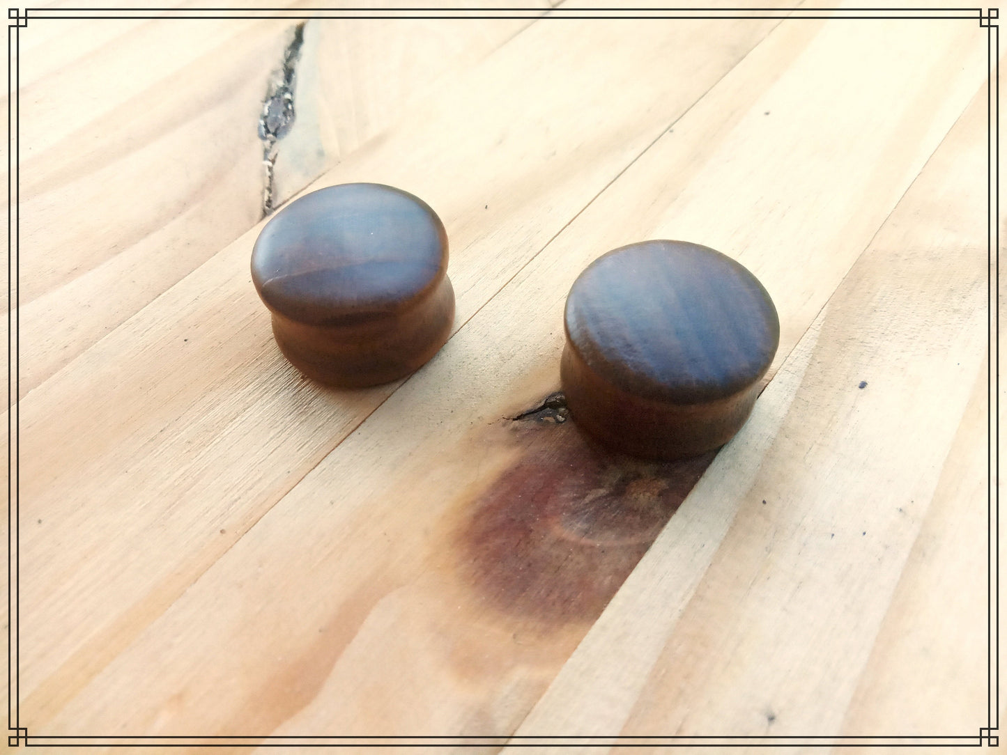 Plug écarteur oreille en bois type 03 à l'unité