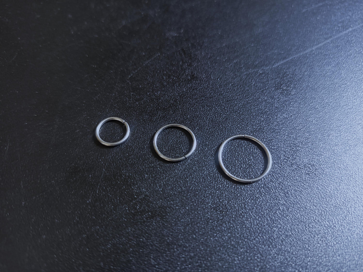 Piercing anneaux et créoles en 0,8mm acier chirurgical 316L