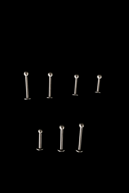 Piercing Labret en Acier chirurgical 316L .  à l'unité