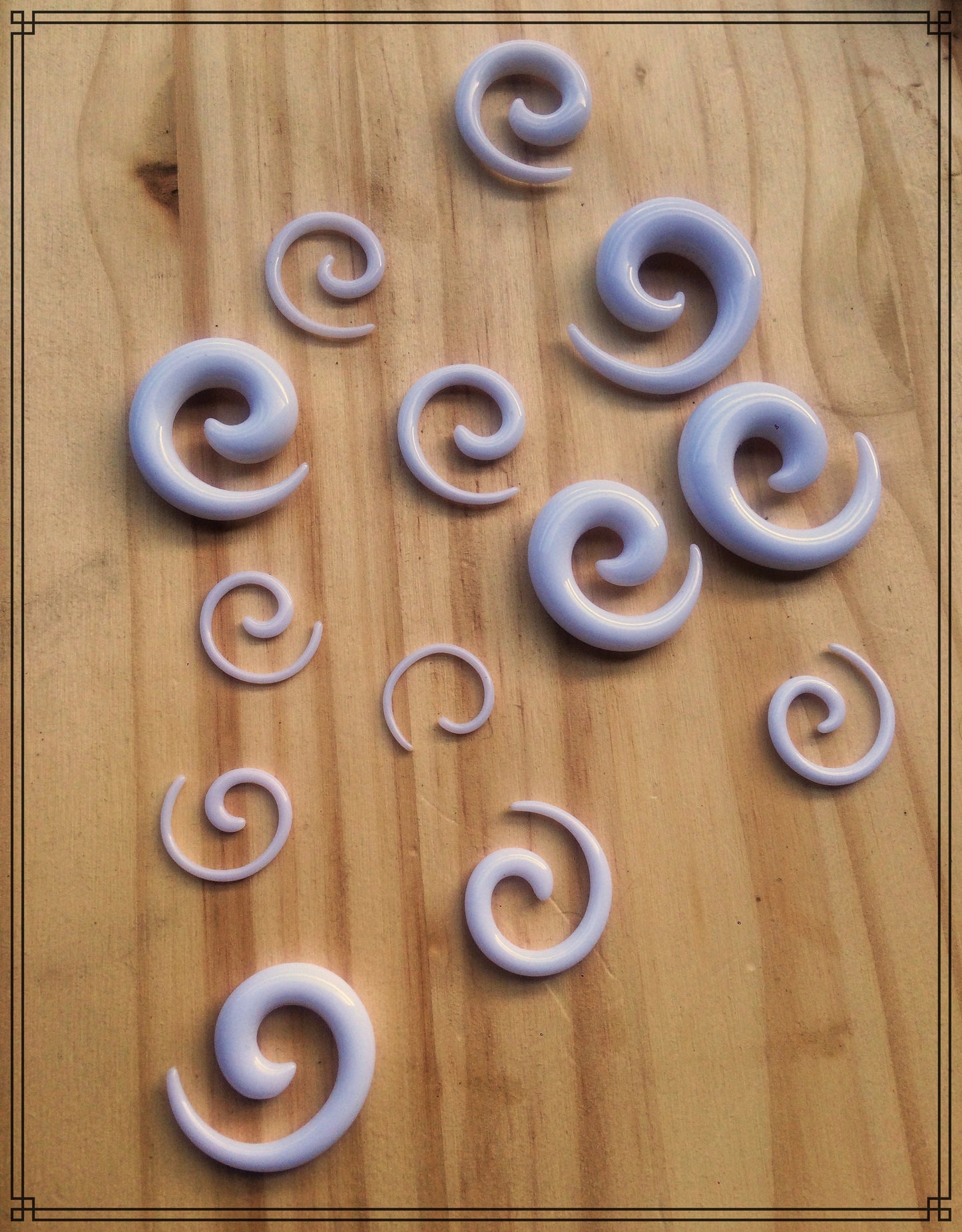 Elargisseur spirale acrylique blanc à l'unité